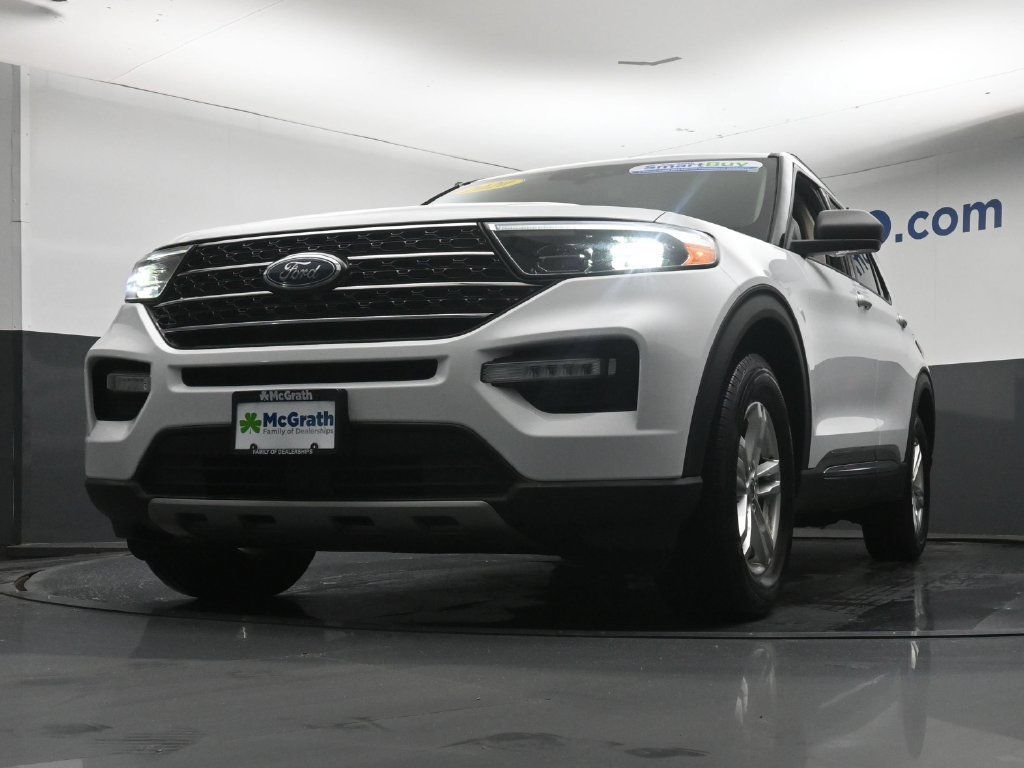 Used 2020 Ford Explorer XLT w/ Equipment Group 202A AWD/4WD image 7