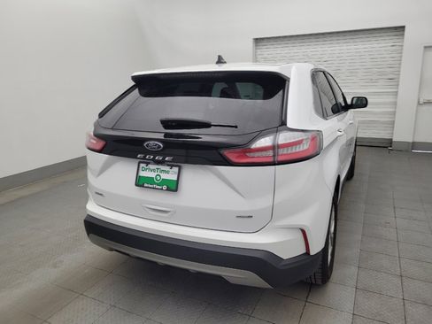 Used 2024 Ford Edge SEL image 7