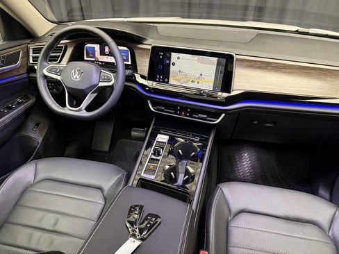 Used 2024 Volkswagen Atlas SEL image 27