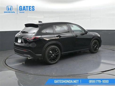 New 2026 Honda HR-V Sport image 2