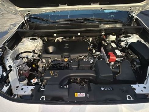 Used 2024 Toyota RAV4 LE image 38