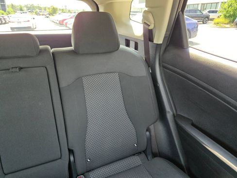 Used 2025 Kia Sportage LX FWD image 14