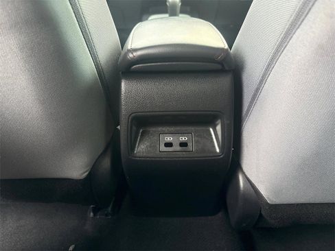 Used 2024 Toyota Corolla SE image 12