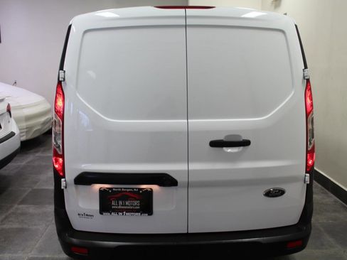 Used 2022 Ford Transit Connect XL image 5