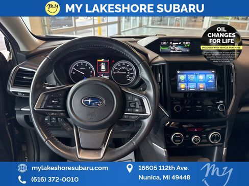 Certified 2022 Subaru Forester Premium AWD/4WD image 16
