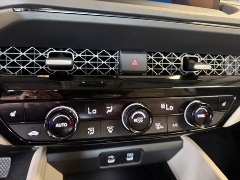 Used 2023 Honda Accord EX-L image 22