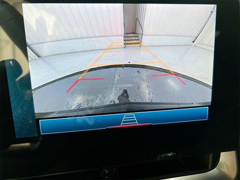 Used 2025 Chevrolet Corvette Stingray Coupe w/ Z51 Performance Package image 15