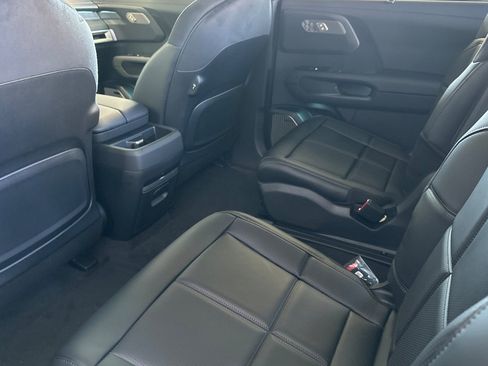 New 2027 Kia Telluride SX Prestige AWD/4WD image 12