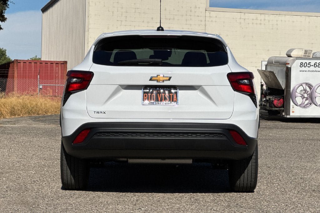 New 2026 Chevrolet Trax LS FWD image 5