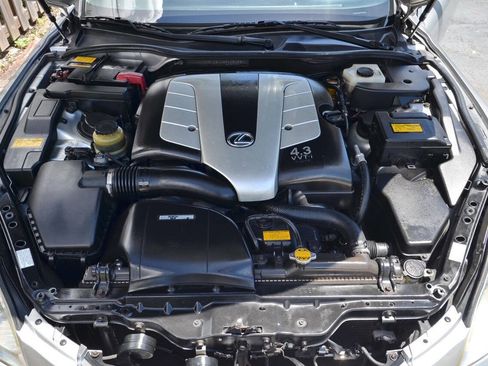 Used 2006 Lexus SC 430 Convertible image 23