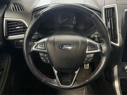 Used 2022 Ford Edge ST-Line w/ Class II Trailer Tow Package image 17