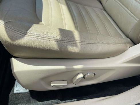 Used 2016 Ford Fusion SE FWD image 34