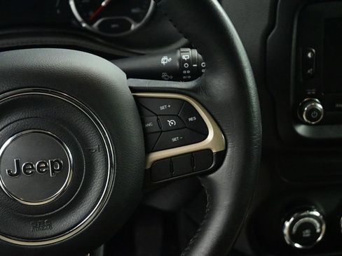 Used 2016 Jeep Renegade 75th Anniversary image 5