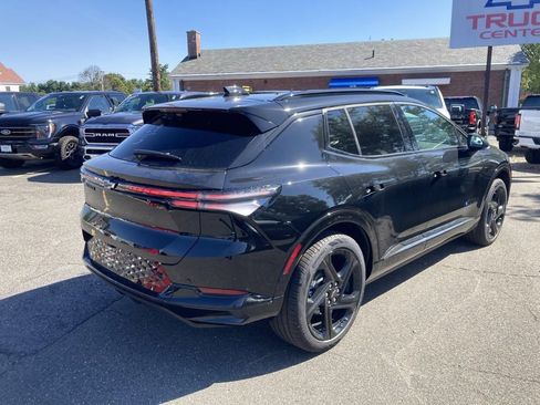 New 2025 Chevrolet Equinox EV RS w/ Convenience Package II image 7