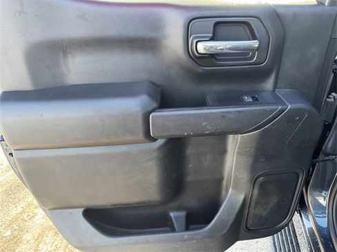 Used 2022 Chevrolet Silverado 1500 Custom Trail Boss image 18