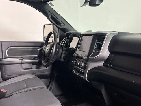 Used 2024 RAM 2500 Big Horn image 31