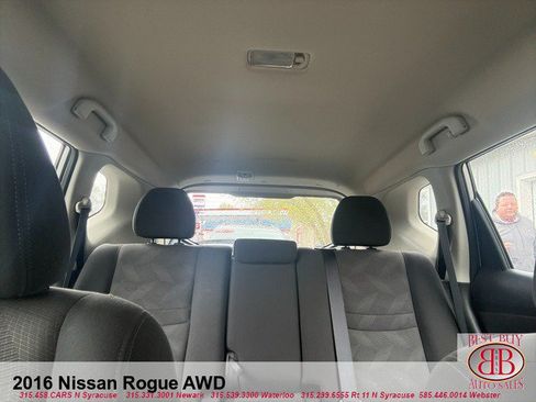 Used 2016 Nissan Rogue S AWD/4WD image 19