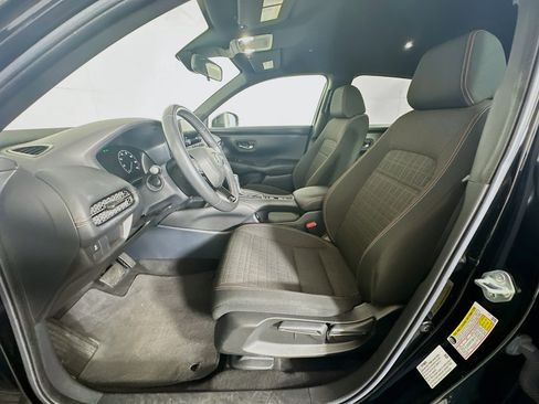 Used 2023 Honda HR-V Sport image 13