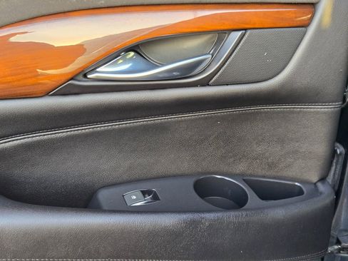 Used 2019 Cadillac Escalade Luxury image 36