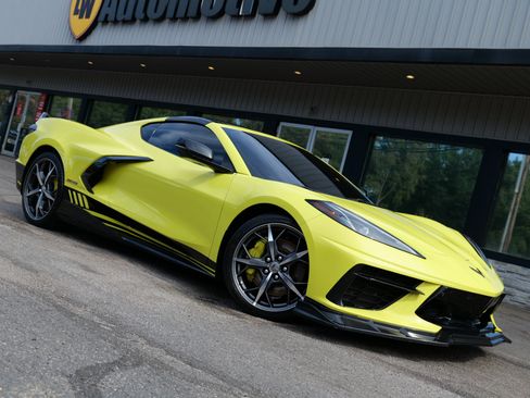 Used 2021 Chevrolet Corvette Stingray Preferred Cpe w/ Z51 Performance Package image 1