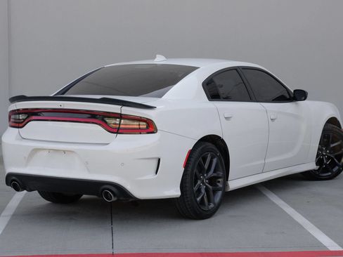 Used 2019 Dodge Charger R/T w/ Blacktop Package RWD image 3