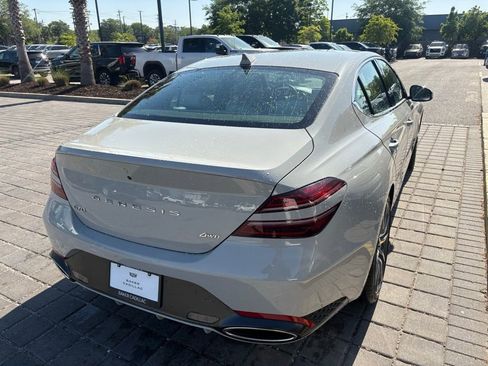 Used 2024 Genesis G70 2.5T image 5