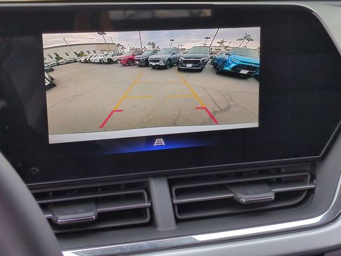 New 2026 Chevrolet Trax LT w/ Driver Confidence Package image 15