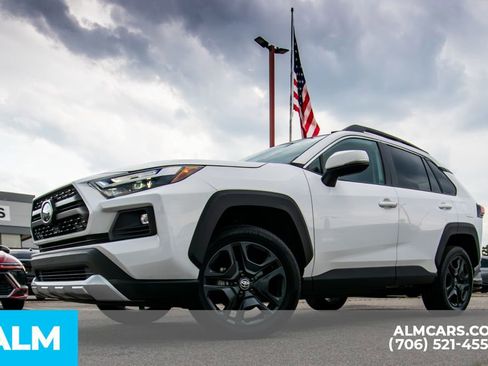 Used 2024 Toyota RAV4 Adventure image 10