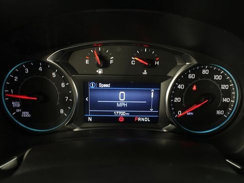 Used 2024 Chevrolet Equinox LT w/ LPO, Floor Liner Package image 11