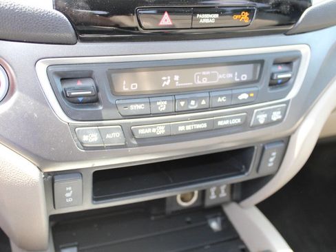 Used 2016 Honda Pilot EX-L image 17