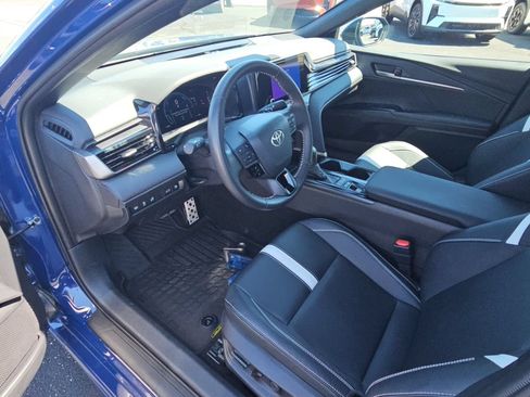 Used 2026 Toyota Camry SE FWD image 24