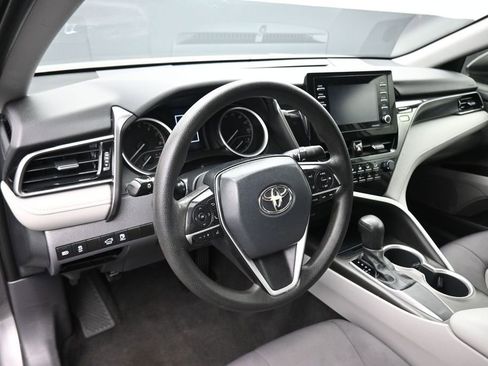 Used 2021 Toyota Camry LE FWD image 13