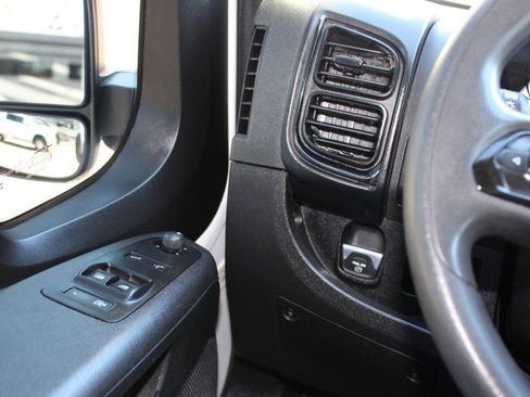 Used 2024 RAM ProMaster 1500 w/ Convenience Group image 15