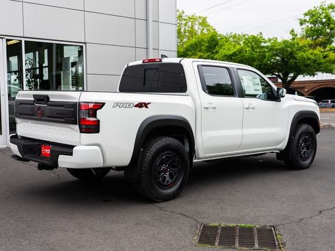 New 2026 Nissan Frontier PRO-4X w/ Tow Package AWD/4WD image 6