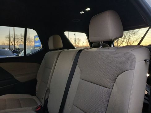 Certified 2022 Chevrolet Traverse LS w/ Midnight/Sport Edition image 24