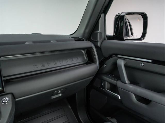 Used 2026 Land Rover Defender 110 S AWD/4WD image 28