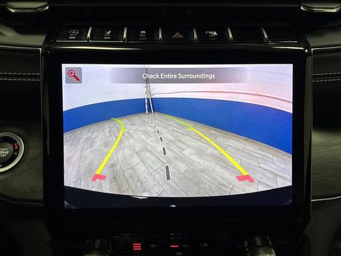 Used 2022 Jeep Grand Cherokee Overland w/ Luxury Tech Group IV image 11