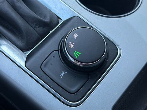 Used 2024 Chevrolet Blazer LT image 32