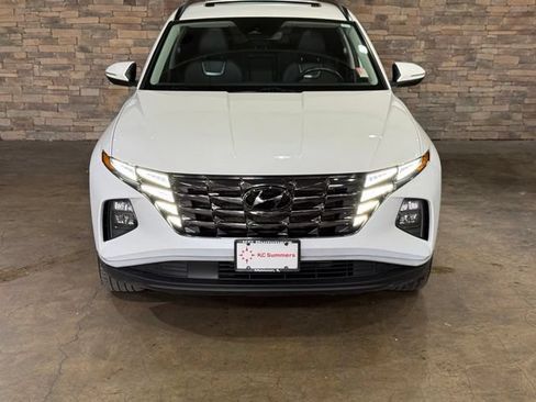 Used 2022 Hyundai Tucson SEL w/ Convenience + Premium Package FWD image 2