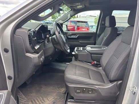 Used 2022 Chevrolet Silverado 1500 LT w/ Z71 Off-Road Package AWD/4WD image 25