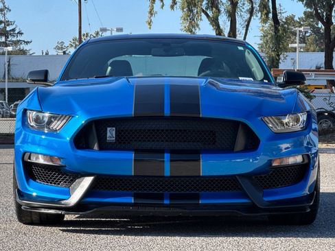 Used 2020 Ford Mustang Shelby GT350 w/ Technology Package image 9