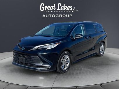 Used 2022 Toyota Sienna Limited