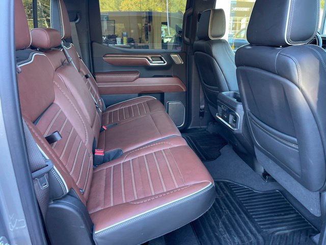 Used 2023 GMC Sierra 1500 Denali Ultimate AWD/4WD image 11