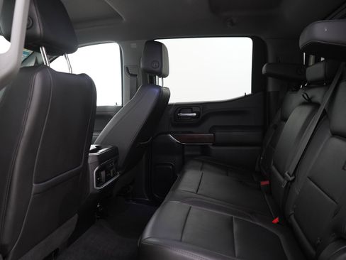 Used 2020 GMC Sierra 1500 SLT w/ SLT Premium Package AWD/4WD image 18