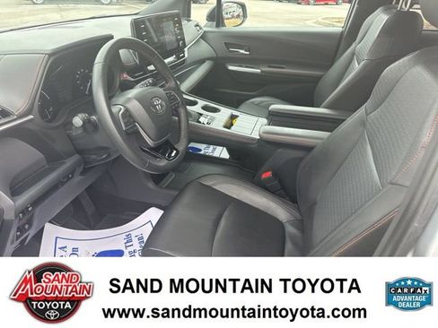 Used 2023 Toyota Sienna XSE image 12