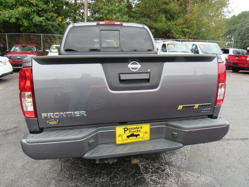 Used 2019 Nissan Frontier Desert Runner RWD image 6