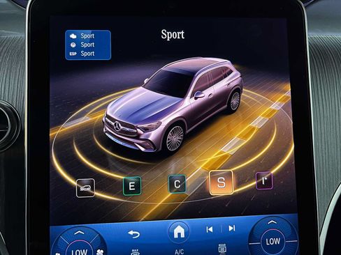 Certified 2026 Mercedes-Benz GLC 300 4MATIC image 40