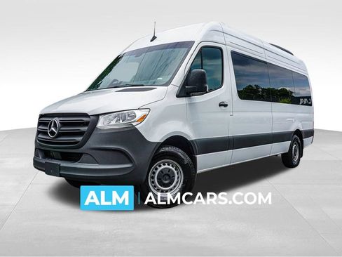Used 2025 Mercedes-Benz Sprinter 2500 image 1