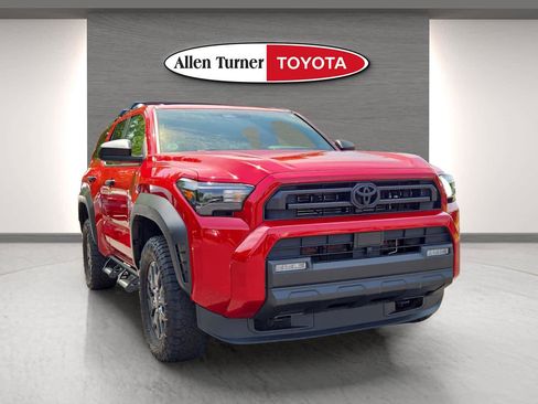 Used 2025 Toyota 4Runner SR5 RWD image 3