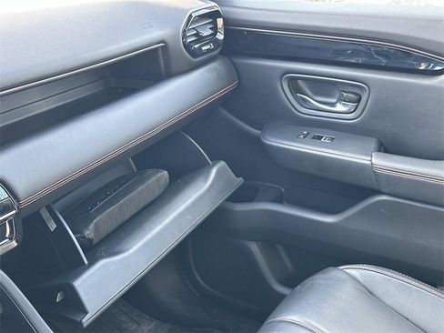 Used 2023 Honda Pilot TrailSport image 35